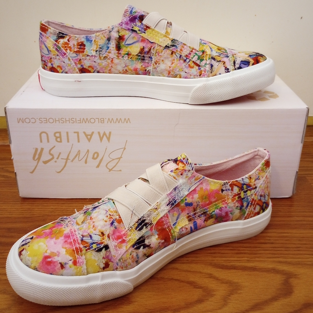 Girls NEW Blowfish floral slip-on shoes